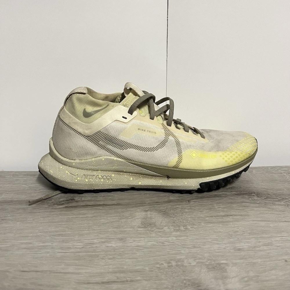 Nike React Pegasus Trail 4 GTX Womens 10 Ivory Gore-Tex Running Shoes DJ7929-100